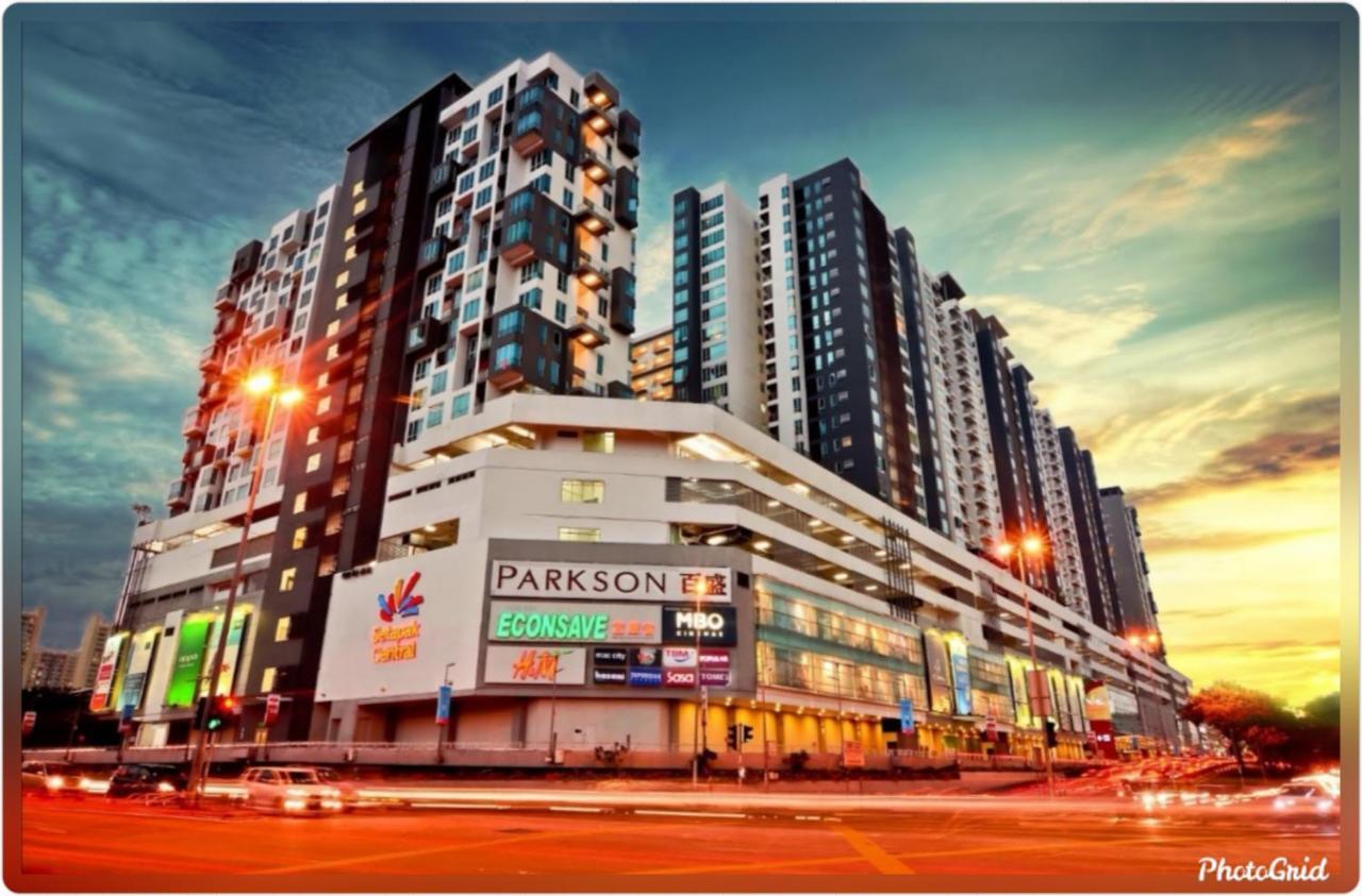 Cozy Suite Starbus! Zetapark! Above Shopping Mall! Free Wifi Free Parking Kuala Lumpur Luaran gambar